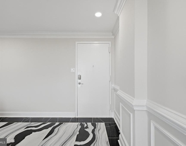 250 S Reynolds Street - Photo Thumbnail 15