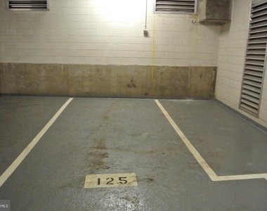 820 N Pollard Street - Photo Thumbnail 13