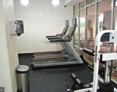 820 N Pollard Street - Photo Thumbnail 14