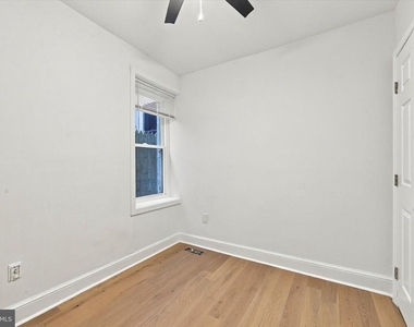 2821 Poplar Street - Photo Thumbnail 6