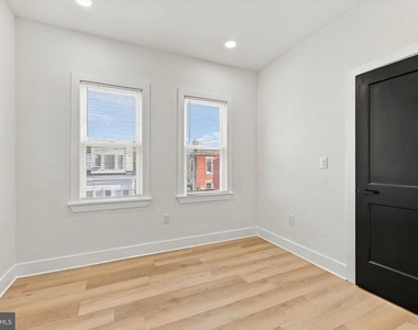 5912 Locust Street - Photo Thumbnail 8