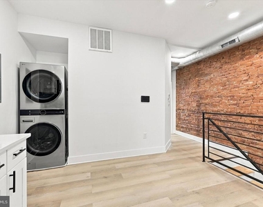 5912 Locust Street - Photo Thumbnail 5