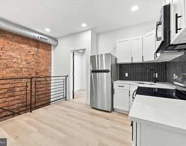 5912 Locust Street - Photo Thumbnail 3