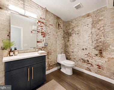 3450 J Street - Photo Thumbnail 3