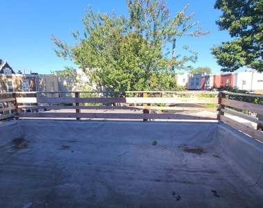6704 Keystone Street - Photo Thumbnail 7