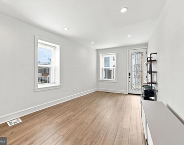 305 Carson Street - Photo Thumbnail 2