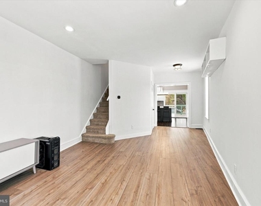 305 Carson Street - Photo Thumbnail 3