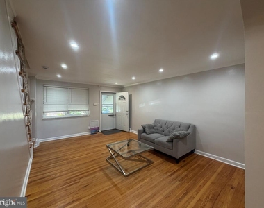 1635 Meribrook Road - Photo Thumbnail 5
