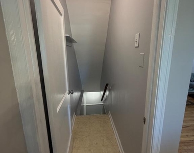 1635 Meribrook Road - Photo Thumbnail 14