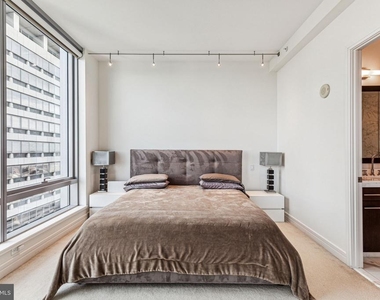 1414 S Penn Square - Photo Thumbnail 13