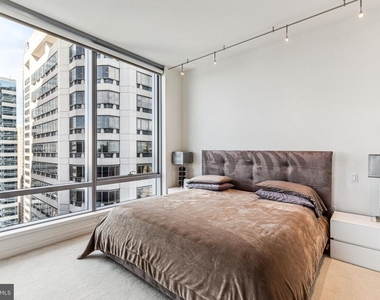 1414 S Penn Square - Photo Thumbnail 12