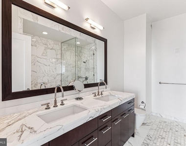 1414 S Penn Square - Photo Thumbnail 15