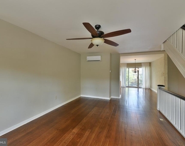 346 E Meehan Avenue - Photo Thumbnail 6