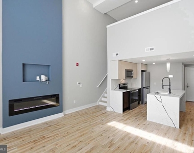 1000 W Girard Avenue - Photo Thumbnail 21