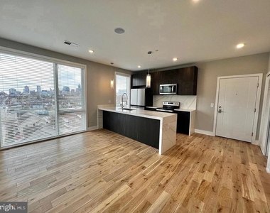 1000 W Girard Avenue - Photo Thumbnail 40