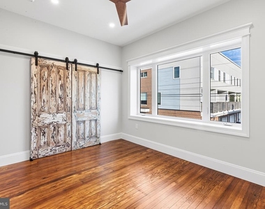 3318 Salmon Street - Photo Thumbnail 28