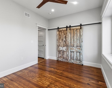 3318 Salmon Street - Photo Thumbnail 29