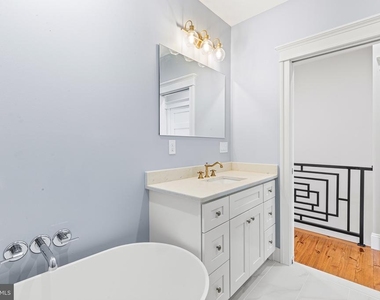 3318 Salmon Street - Photo Thumbnail 26
