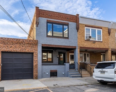 3318 Salmon Street - Photo Thumbnail 36