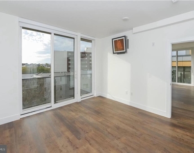 1214 N American Street - Photo Thumbnail 38