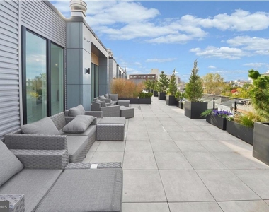 1214 N American Street - Photo Thumbnail 17