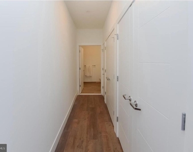 1214 N American Street - Photo Thumbnail 5