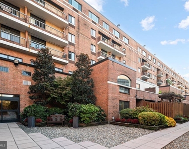 200 Lombard Street - Photo Thumbnail 27