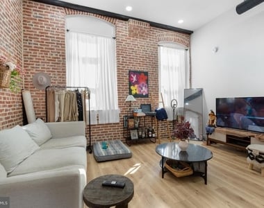 2045 Trenton Avenue - Photo Thumbnail 4
