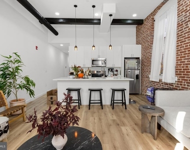 2045 Trenton Avenue - Photo Thumbnail 5