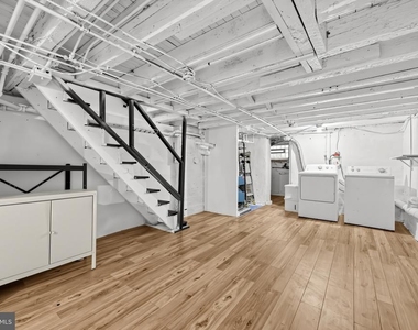 2915 Cambridge Street - Photo Thumbnail 13