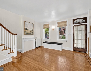 2915 Cambridge Street - Photo Thumbnail 3