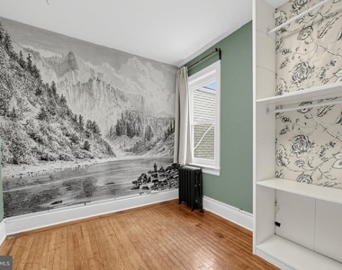 2915 Cambridge Street - Photo Thumbnail 12