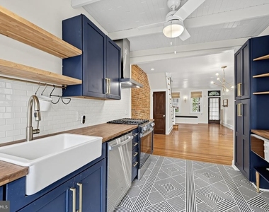 2915 Cambridge Street - Photo Thumbnail 5