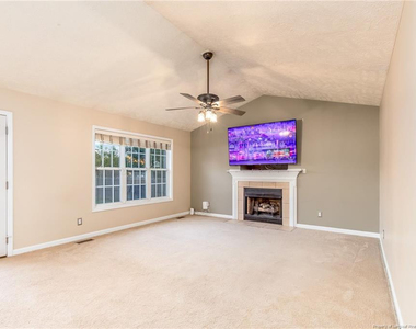 1023 Canter Lane - Photo Thumbnail 10