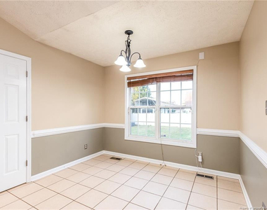 1023 Canter Lane - Photo Thumbnail 8