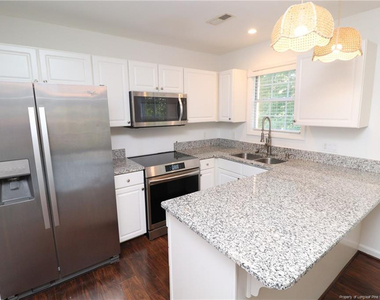 321 Renshaw Court - Photo Thumbnail 9
