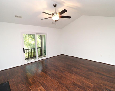 321 Renshaw Court - Photo Thumbnail 6