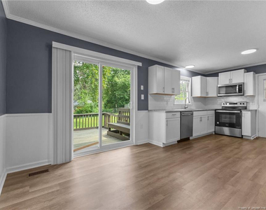 7606 Sable Drive - Photo Thumbnail 18