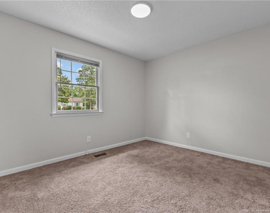 7606 Sable Drive - Photo Thumbnail 10