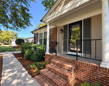 4800 Sweetbriar Drive - Photo Thumbnail 3