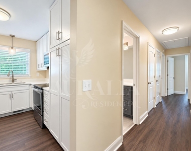 4800 Sweetbriar Drive - Photo Thumbnail 26
