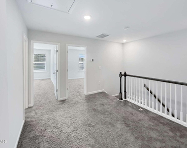 5106 Cambrey Drive - Photo Thumbnail 11