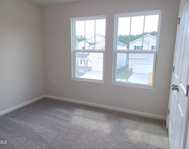 1009 Depot Drive - Photo Thumbnail 9