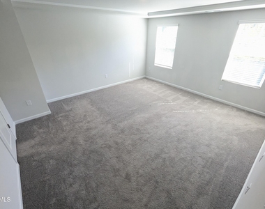 3025 Castle Loch Lane - Photo Thumbnail 11