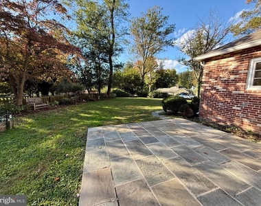 7 Hopeton Lane - Photo Thumbnail 8