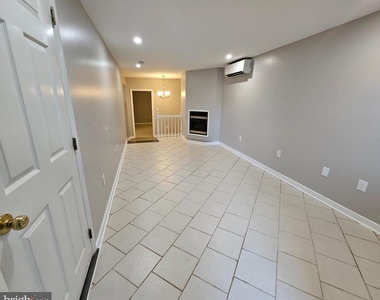 200 N Wayne Avenue - Photo Thumbnail 3