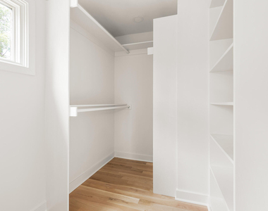 418 E Hammond Street - Photo Thumbnail 24