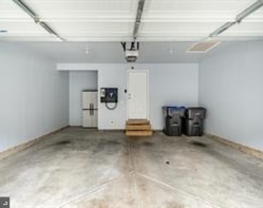 720 Sun Valley Court - Photo Thumbnail 30