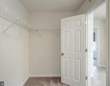 720 Sun Valley Court - Photo Thumbnail 26