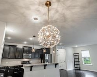 720 Sun Valley Court - Photo Thumbnail 16